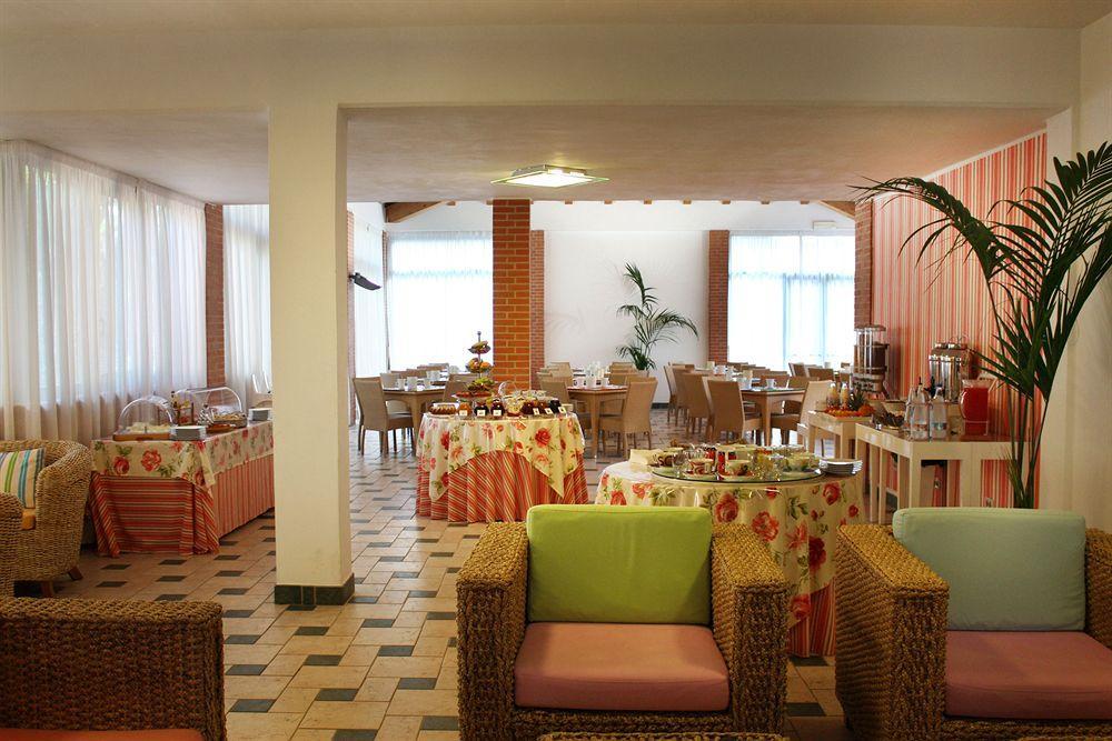 Ricci Hotel - Marina Di Grosseto Exteriér fotografie