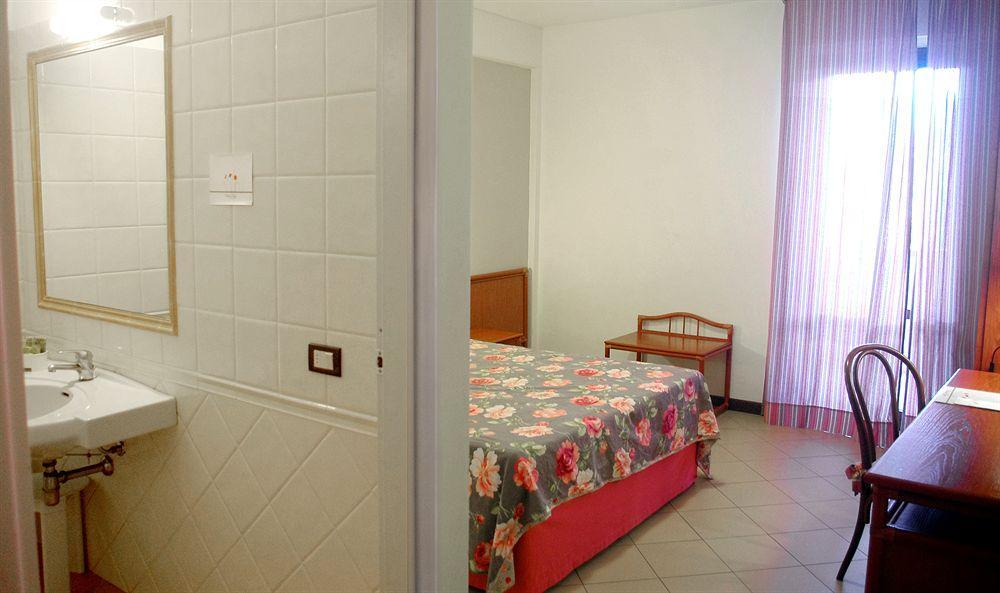 Ricci Hotel - Marina Di Grosseto Exteriér fotografie