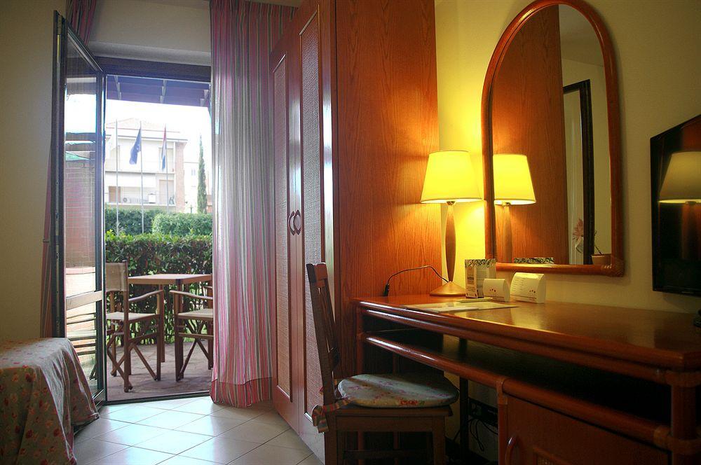Ricci Hotel - Marina Di Grosseto Exteriér fotografie